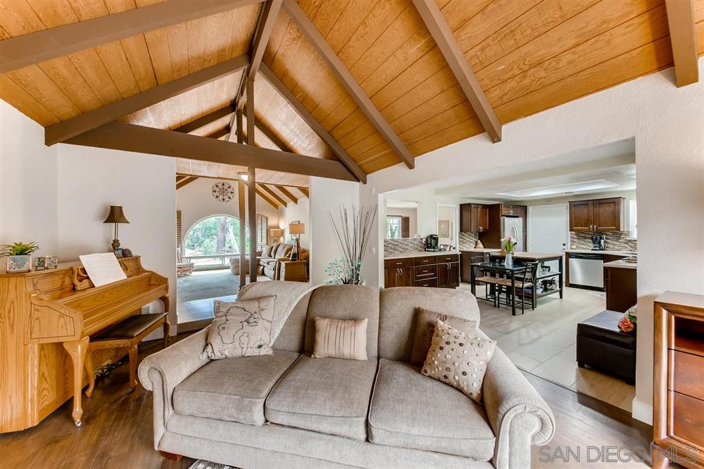 24400 Watt Road Ramona, CA 92065 - Photo 13 of 25