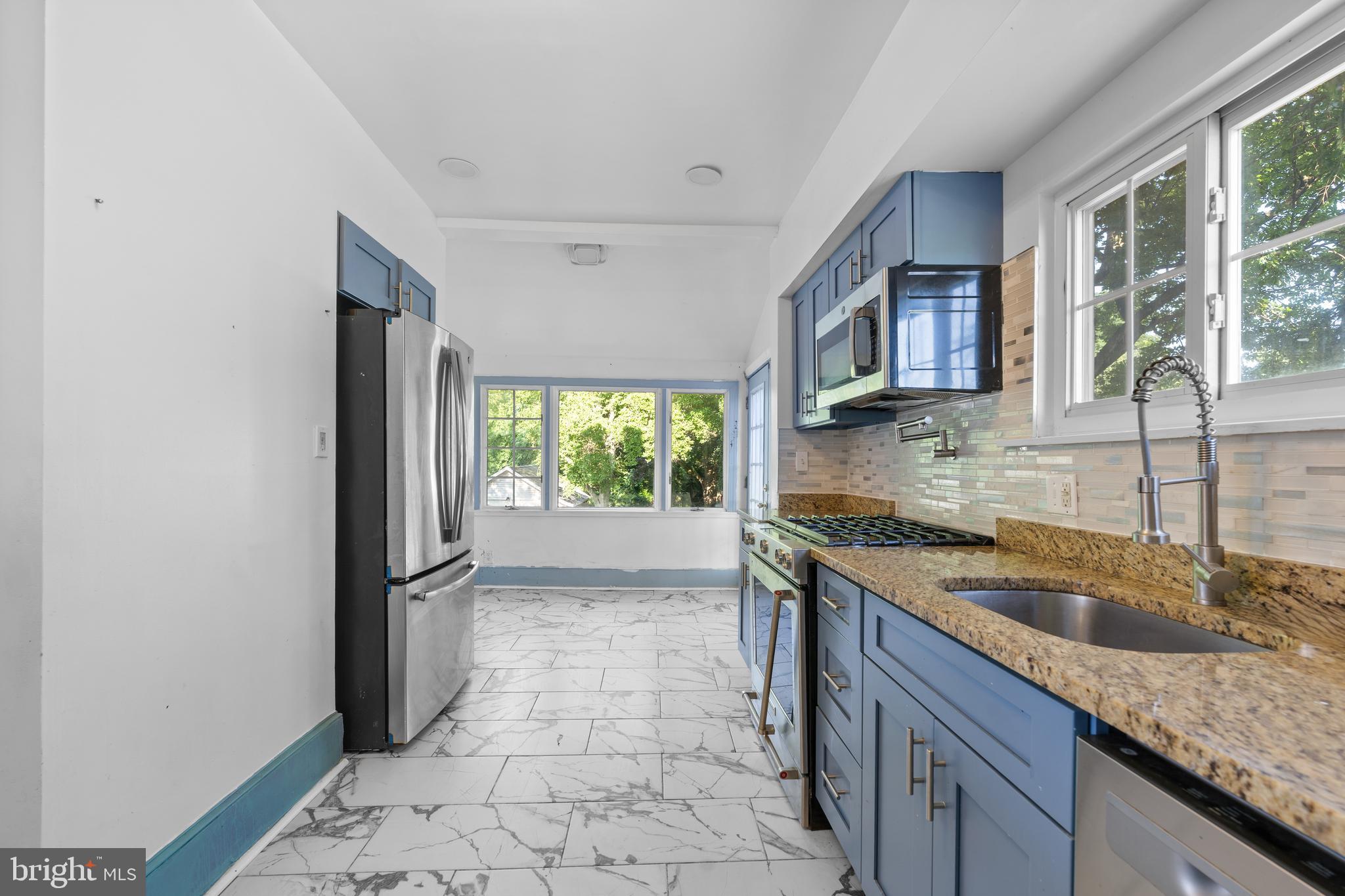 419 Fairview Road Woodlyn, PA 19094 - Photo 11 of 34 Gallery Image 11