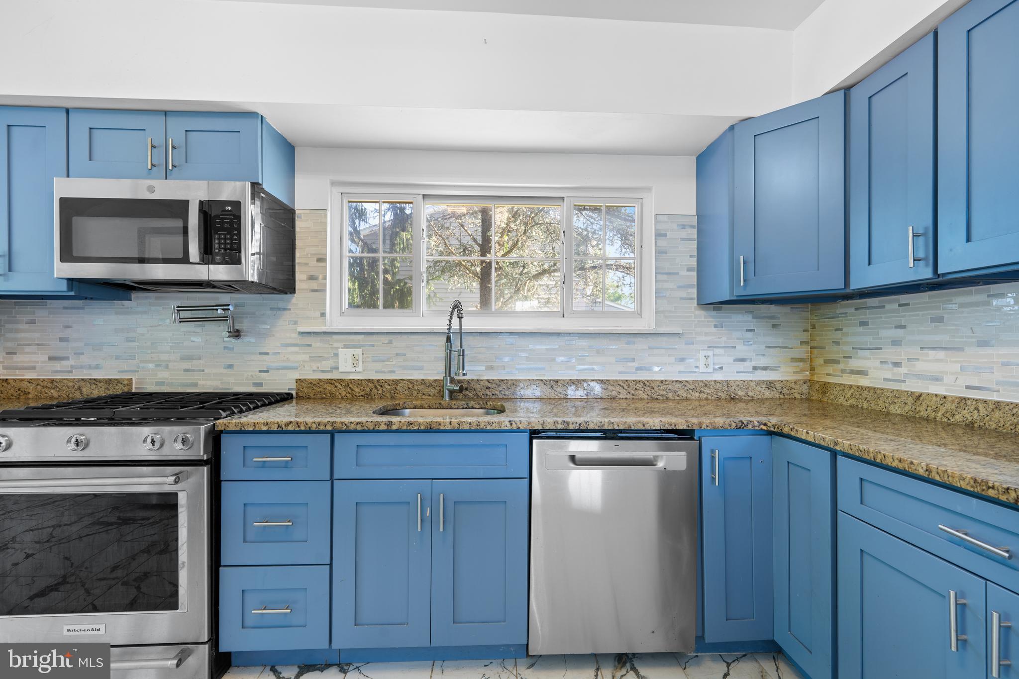 419 Fairview Road Woodlyn, PA 19094 - Photo 14 of 34 Gallery Image 14