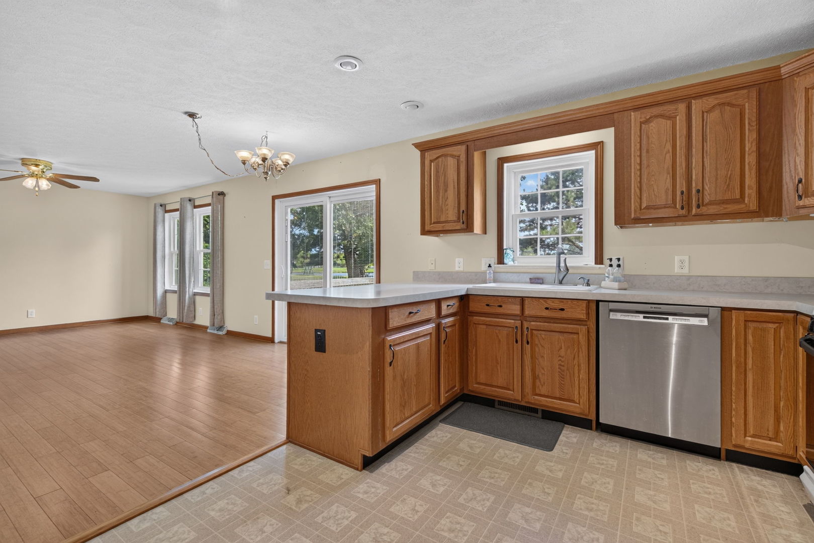 2607 Little Bluestem Road Morris, IL 60450 - Photo 18 of 43