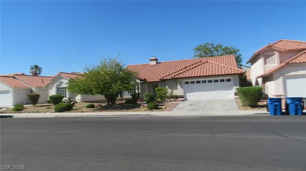 $2,100 | 5608 Crimson Ridge Drive, Las Vegas, NV 89130
