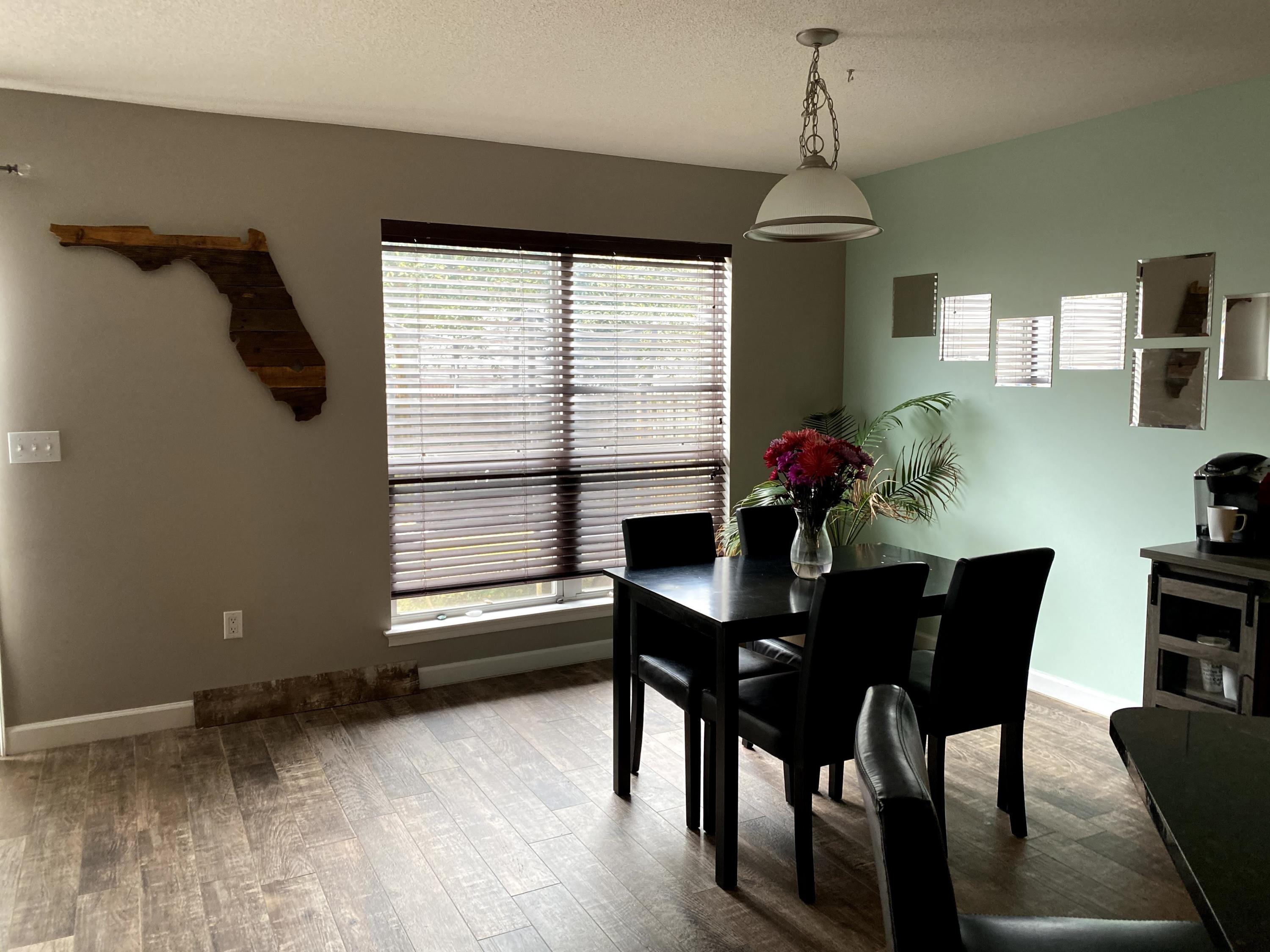 26 3rd Street Shalimar, FL 32579 - Photo 15 of 21 a dining room with furniture and window