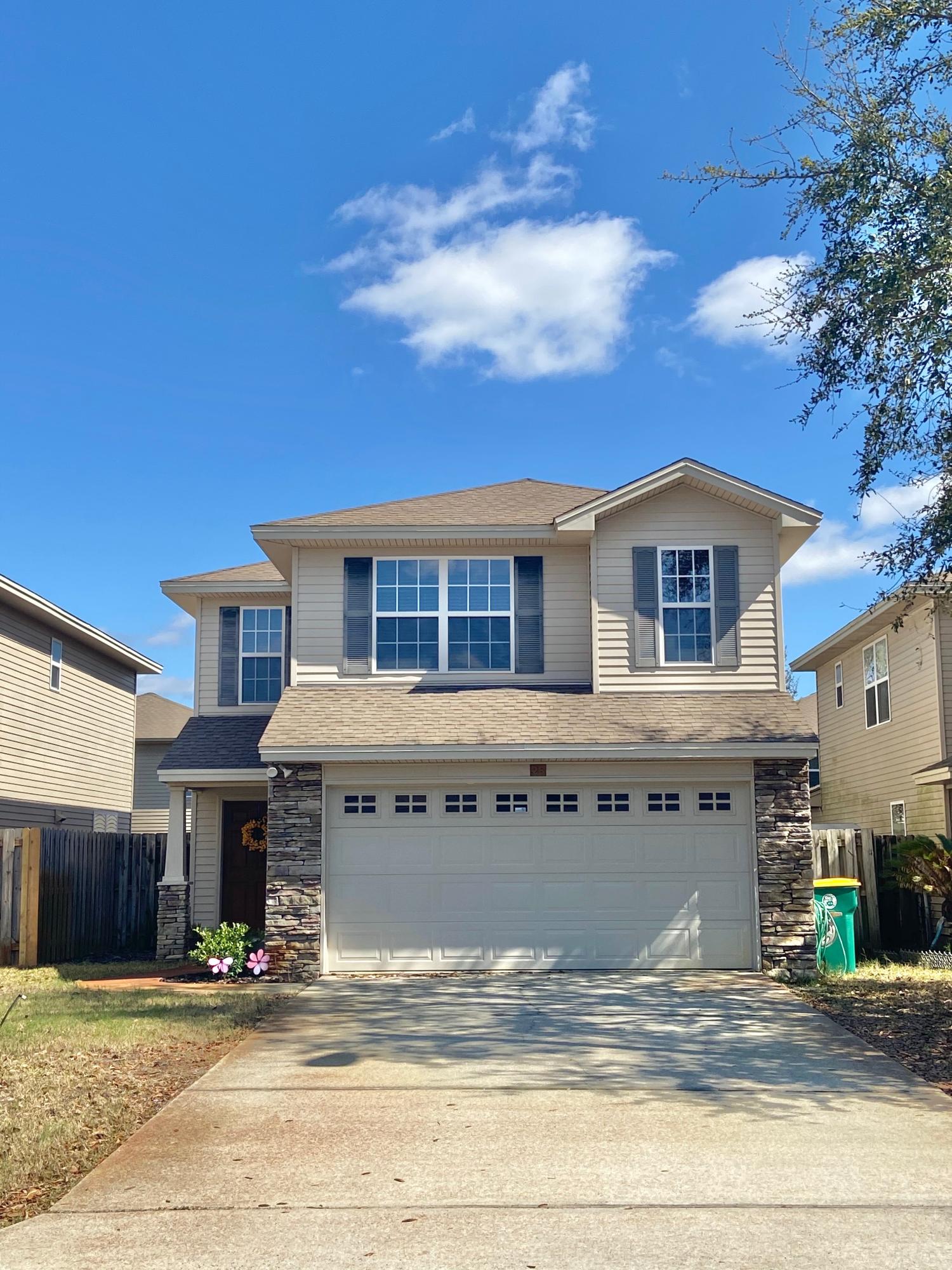 26 3rd Street Shalimar, FL 32579 - Photo 2 of 21 a view of a house with a terrace