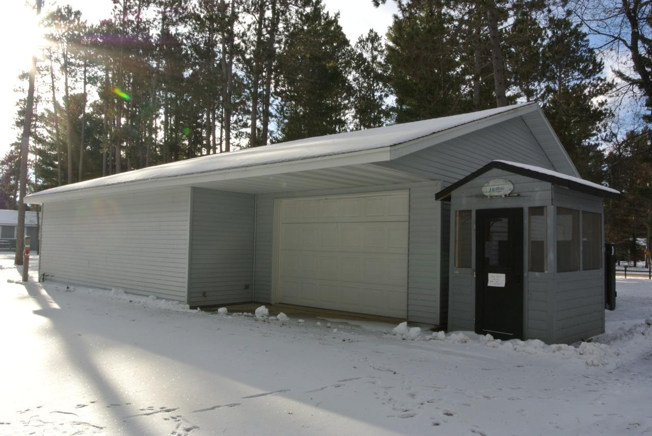 9484 Country Club Road, Unit 6 Minocqua, WI 54548 - Photo 14 of 41 Gallery Image 14