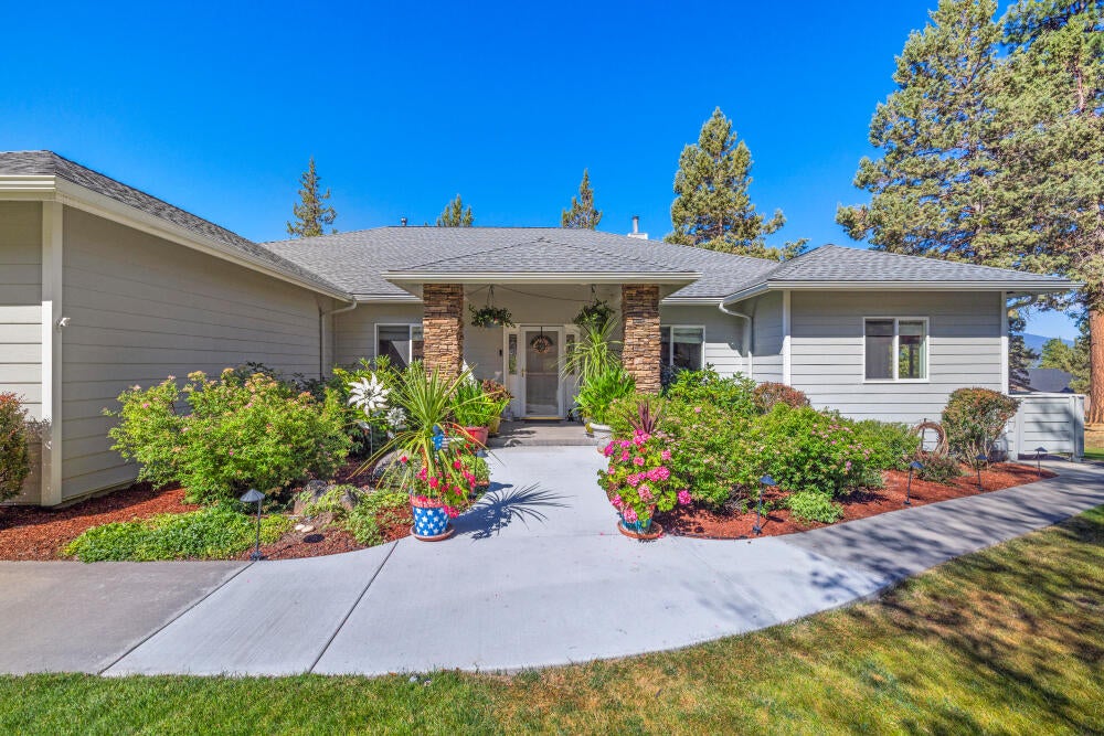 10046 Dowitcher Road Klamath Falls, OR 97601 - Photo 43 of 73 10046DowitcherRd-7