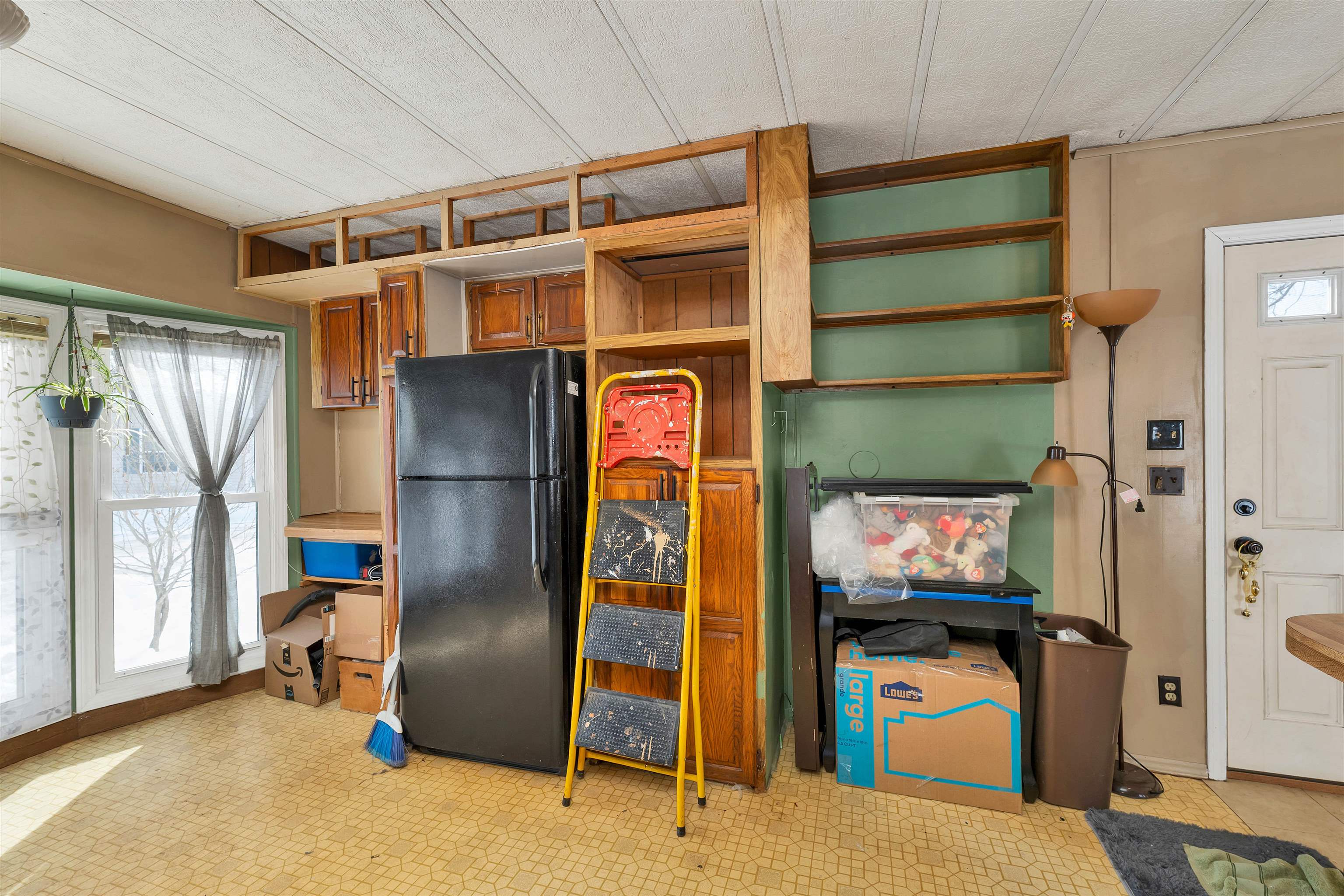 12 Cornwall Avenue Exeter, NH 03833 - Photo 3 of 36