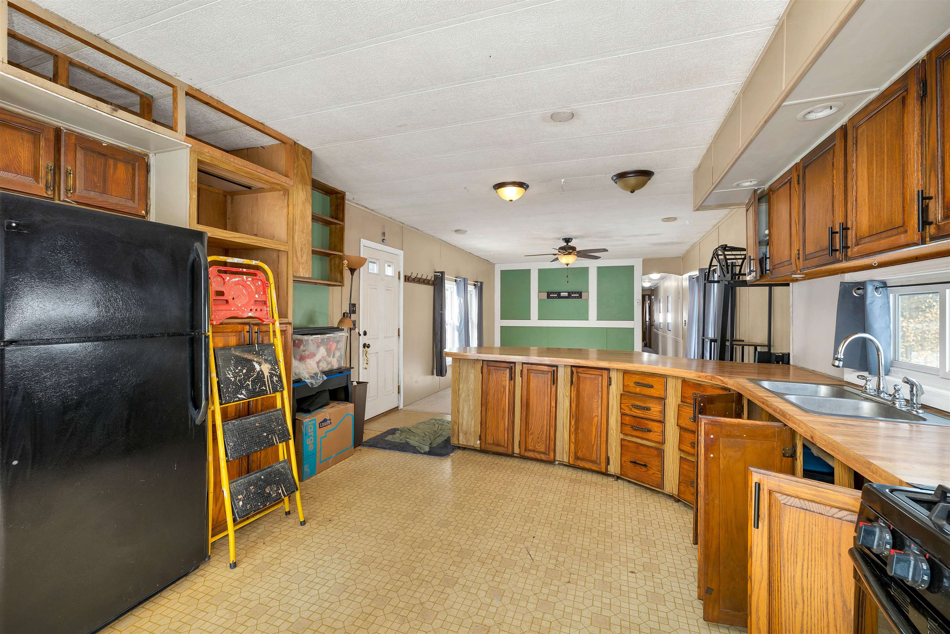 12 Cornwall Avenue Exeter, NH 03833 - Photo 5 of 36