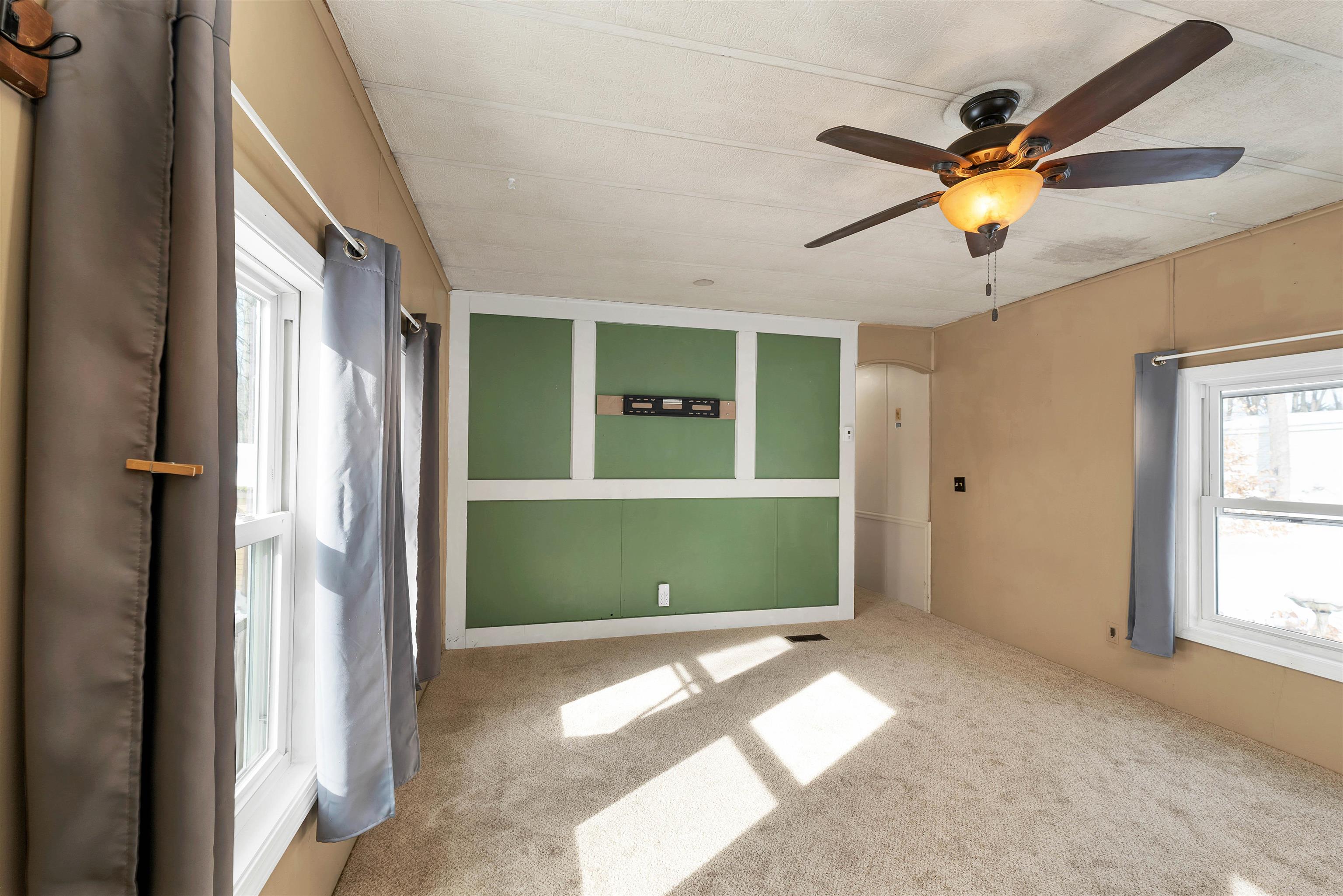 12 Cornwall Avenue Exeter, NH 03833 - Photo 7 of 36