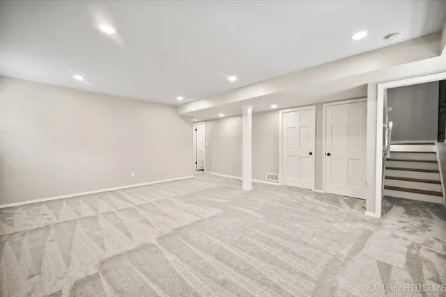 $538,500 | 1718 Jeanette Avenue, St. Charles, IL 60174