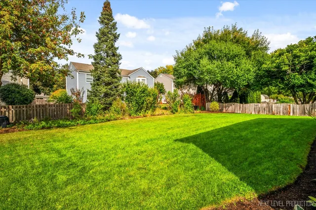 $538,500 | 1718 Jeanette Avenue, St. Charles, IL 60174