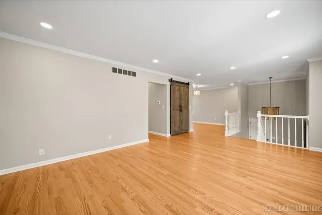 $538,500 | 1718 Jeanette Avenue, St. Charles, IL 60174