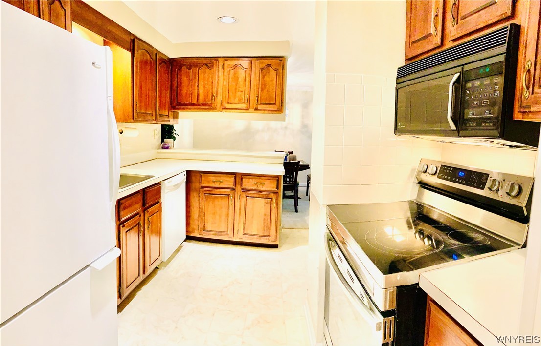 4583 Chestnut Ridge Road, Unit 4 Amherst, NY 14228 - Photo 11 of 29 Gallery Image 11