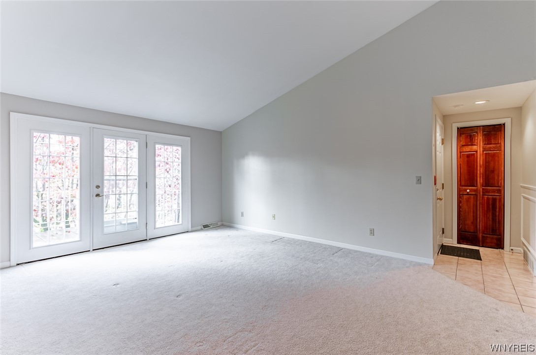 4583 Chestnut Ridge Road, Unit 4 Amherst, NY 14228 - Photo 5 of 29 Gallery Image 5
