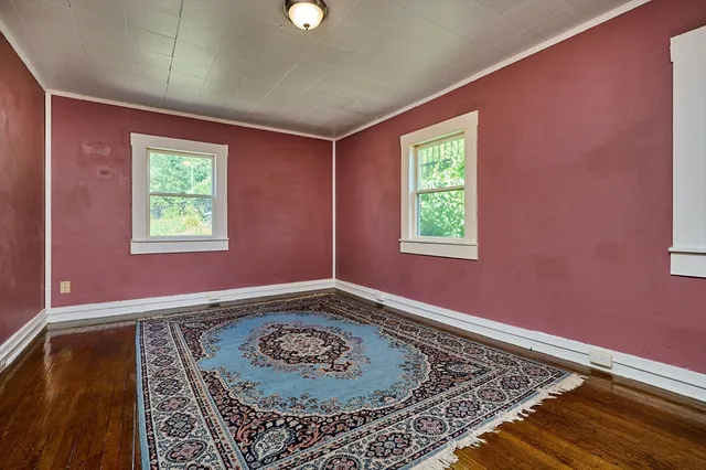 $324,900 | 111-113 Deerfield Street, Greenfield, MA 01301