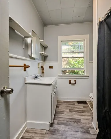 $324,900 | 111-113 Deerfield Street, Greenfield, MA 01301