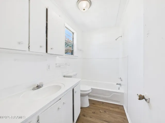 $650 | 711 East Lessley Street, Rayne, LA 70578