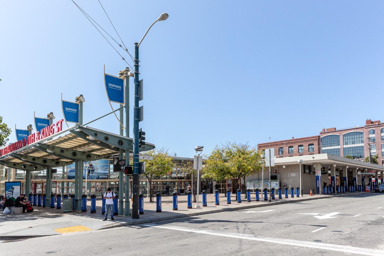 260 King Street, Unit 1107 San Francisco, CA 94107 - Photo 40 of 58 a view of a building with a street