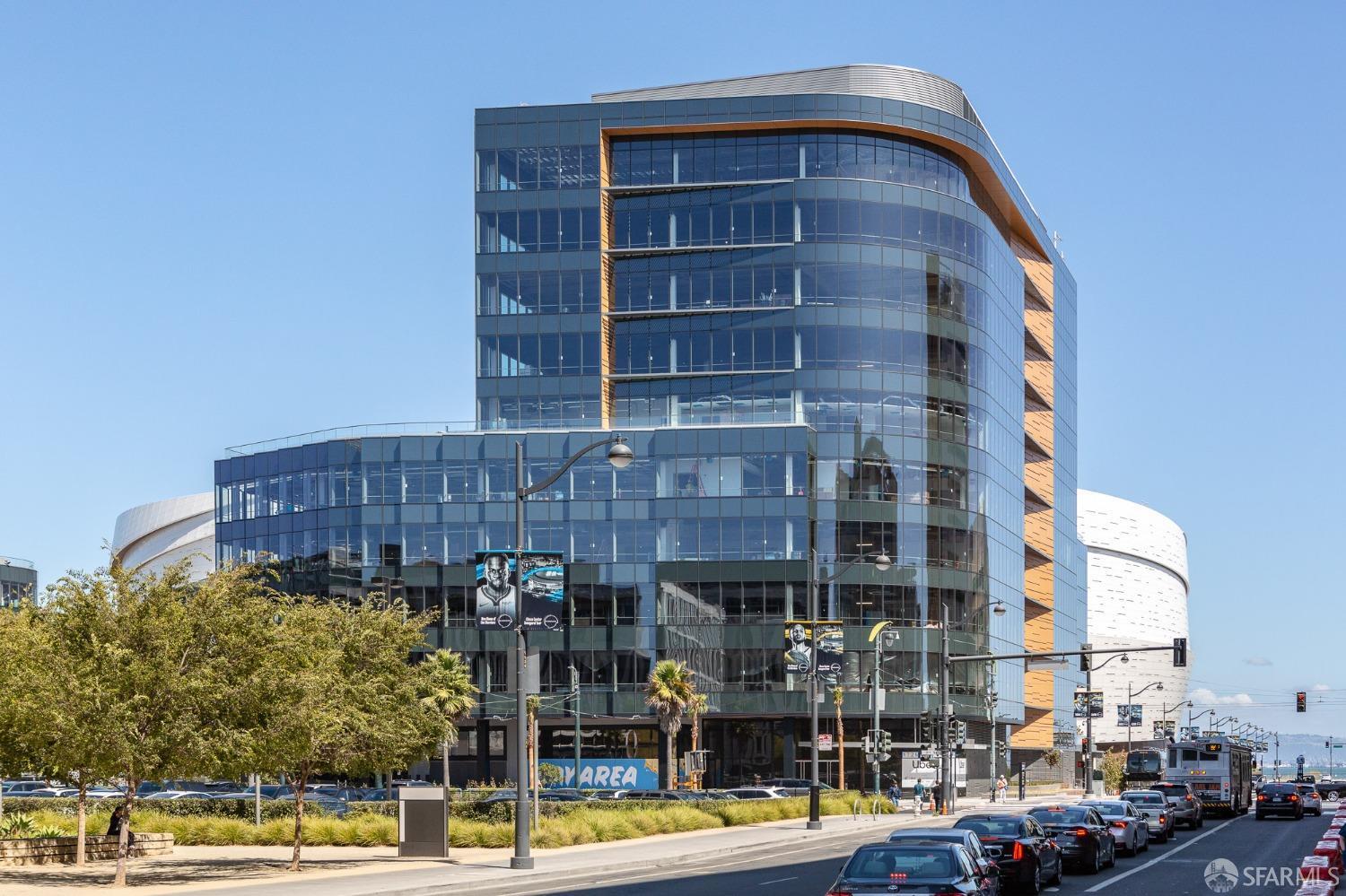 260 King Street, Unit 1107 San Francisco, CA 94107 - Photo 44 of 58 a view of a tall building