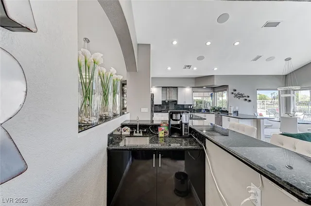 $5,800 | 2984 Sun Lake Drive, Las Vegas, NV 89128