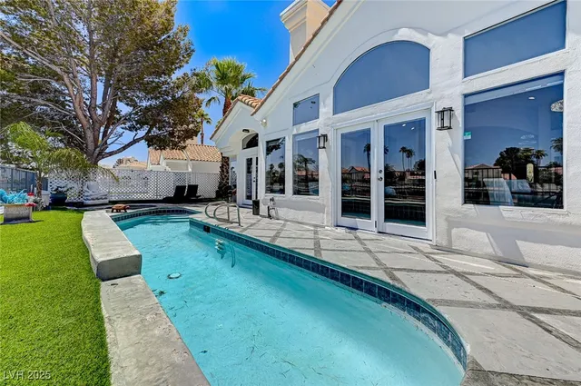 $5,800 | 2984 Sun Lake Drive, Las Vegas, NV 89128