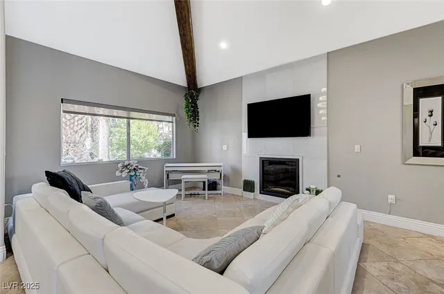 $5,800 | 2984 Sun Lake Drive, Las Vegas, NV 89128