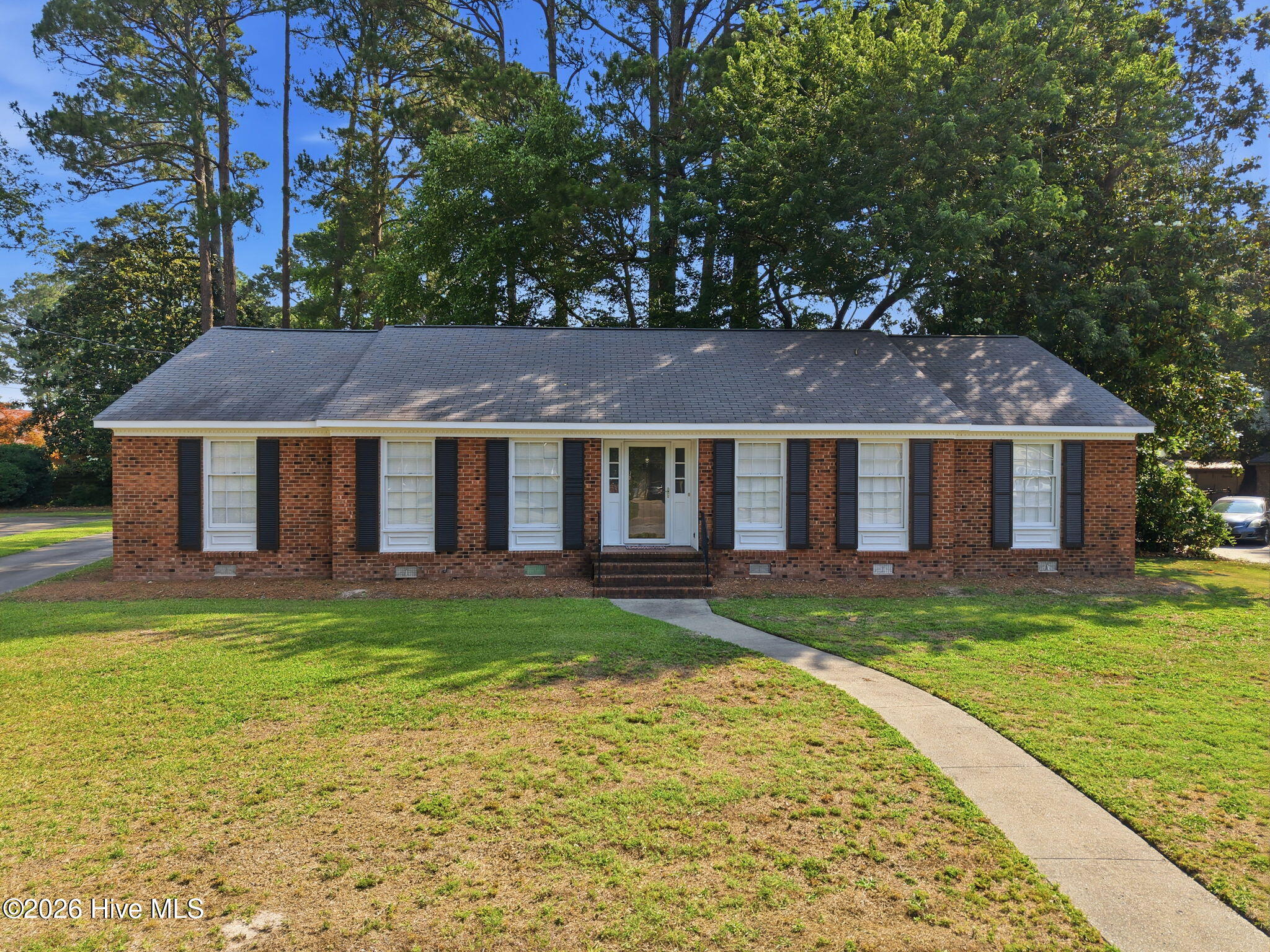 1205 West Highland Avenue Kinston, NC 28501 - Photo 1 of 48