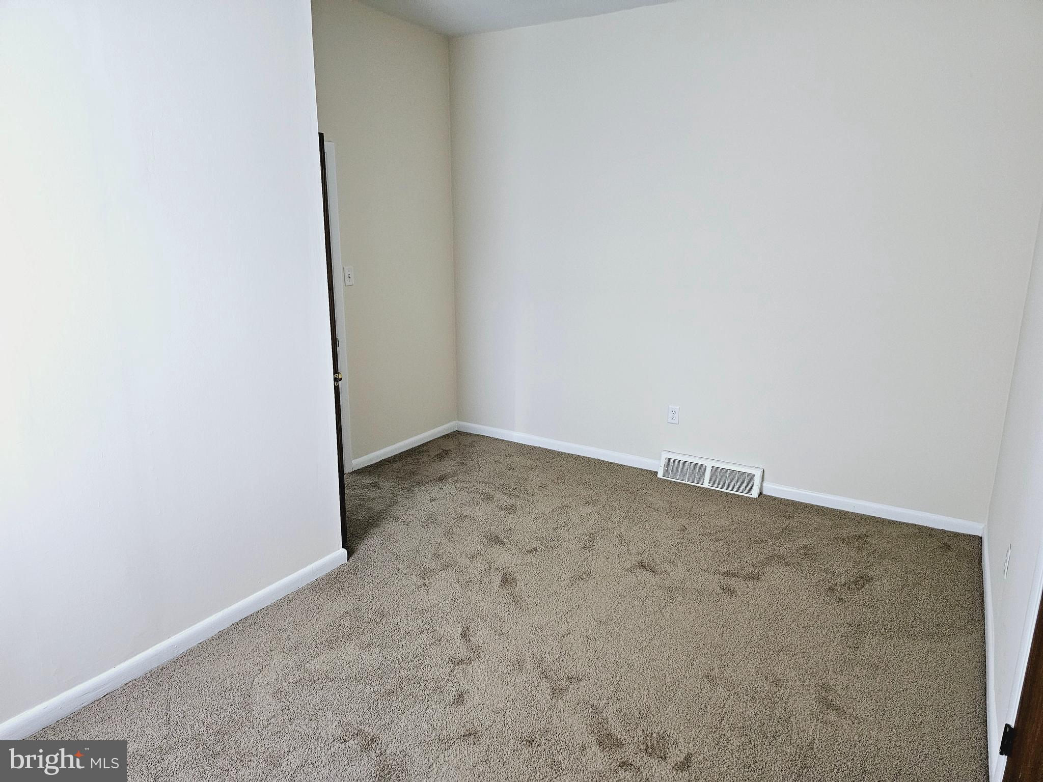 534 Park Avenue Laurel Springs, NJ 08021 - Photo 7 of 16 Bedroom 1