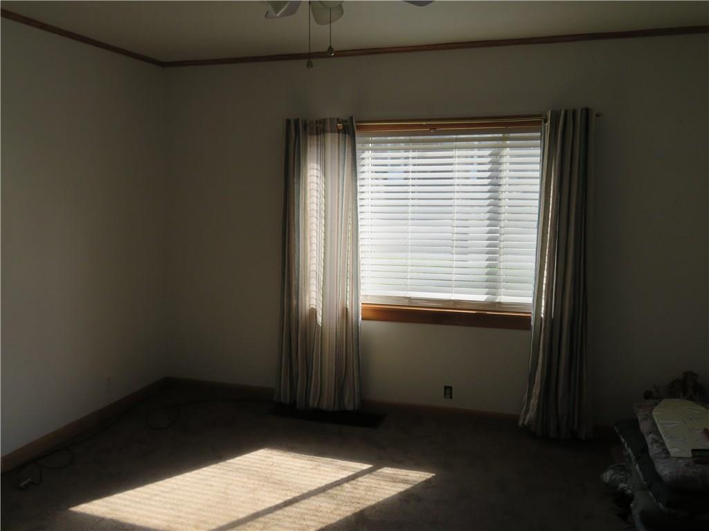 43 Browntown Road Avella, PA 15312 - Photo 3 of 9 Gallery Image 3
