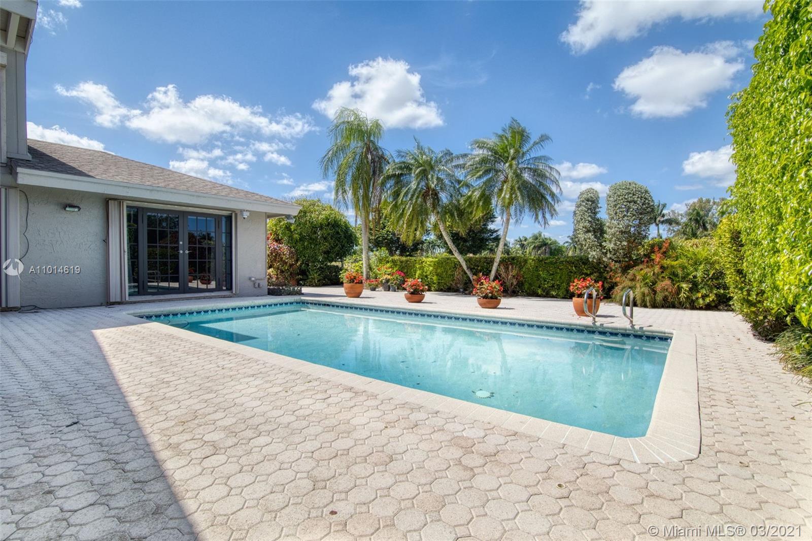47 Greens Road, Unit 47 Hollywood, FL 33021 - Photo 14 of 30 Gallery Image 14