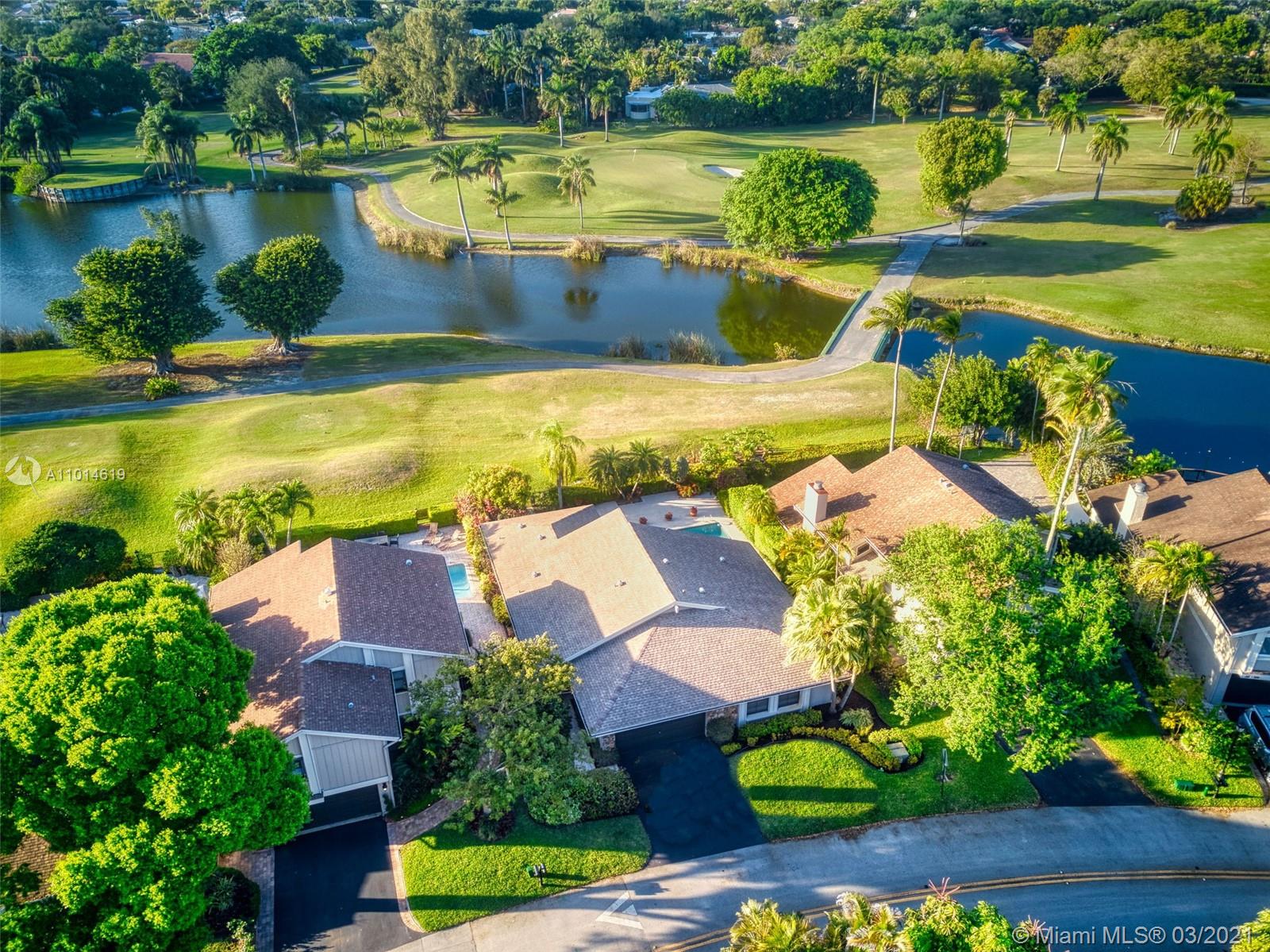 47 Greens Road, Unit 47 Hollywood, FL 33021 - Photo 5 of 30 Gallery Image 5