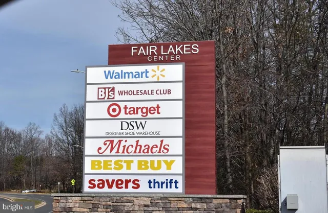 a sign on the wall of the building