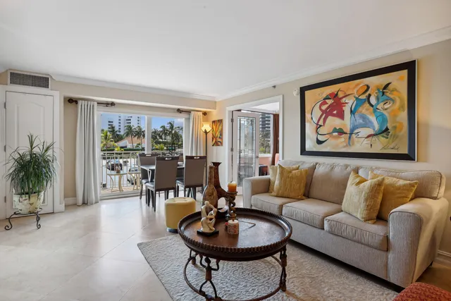 $6,200 | 3301 South Ocean Boulevard, Unit 109, Highland Beach, FL 33487