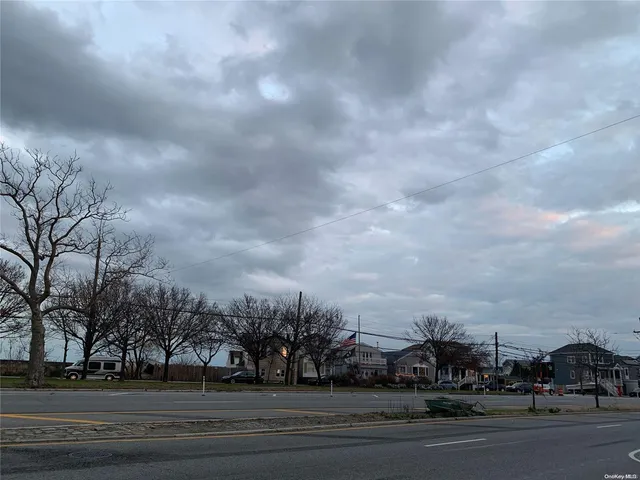 $435,000 | 524 Cross Bay Boulevard | Broad Channel