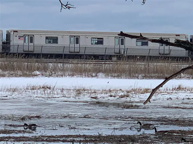 $435,000 | 524 Cross Bay Boulevard | Broad Channel