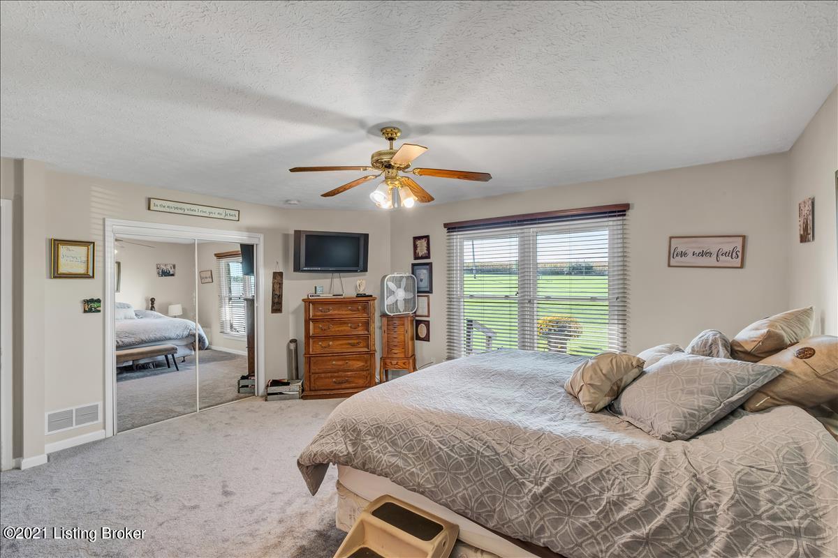 3916 Ballardsville Road Smithfield, KY 40068 - Photo 12 of 38 Master/Primary