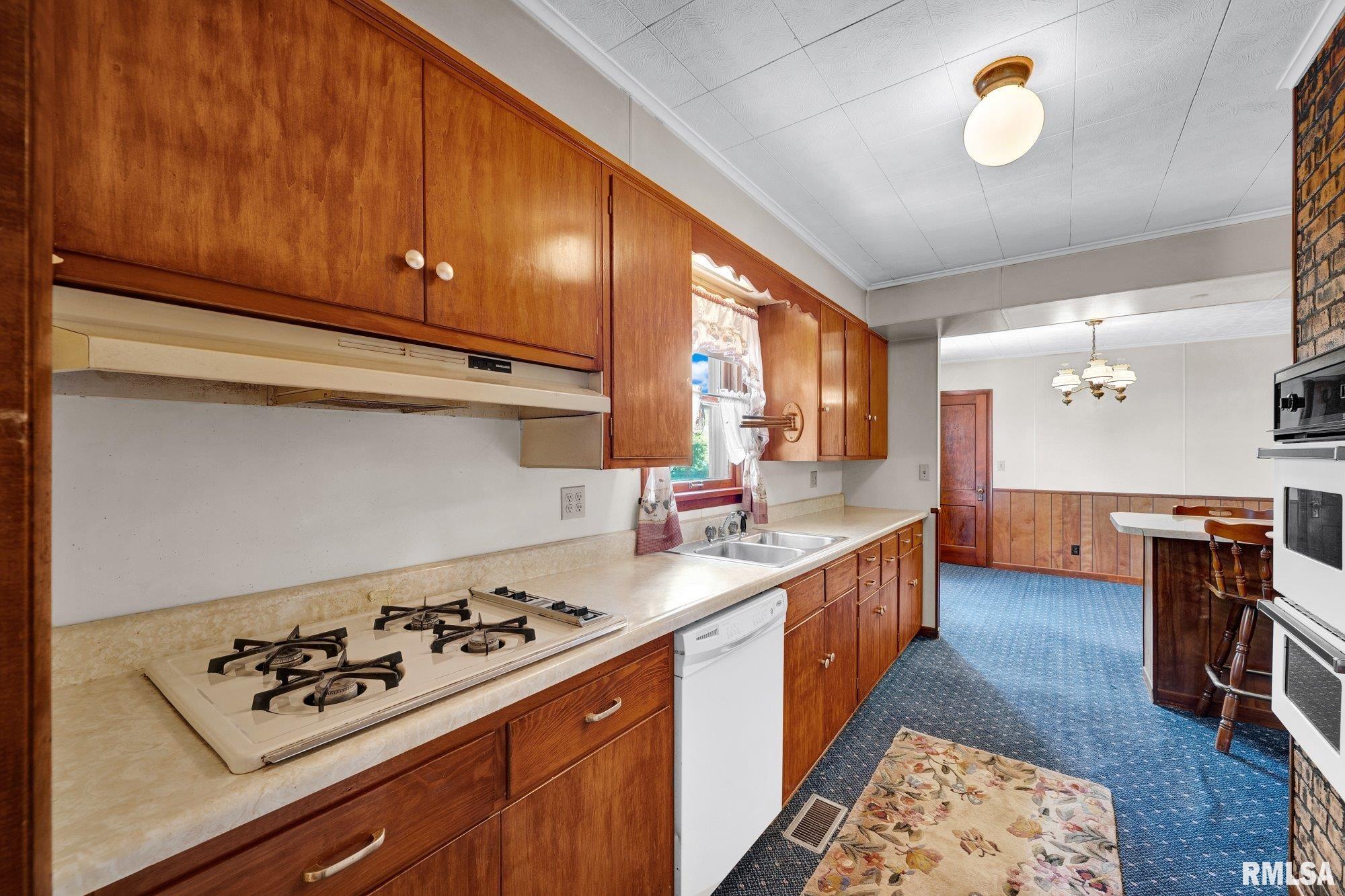 209 West Walnut Street La Rose, IL 61541 - Photo 13 of 44