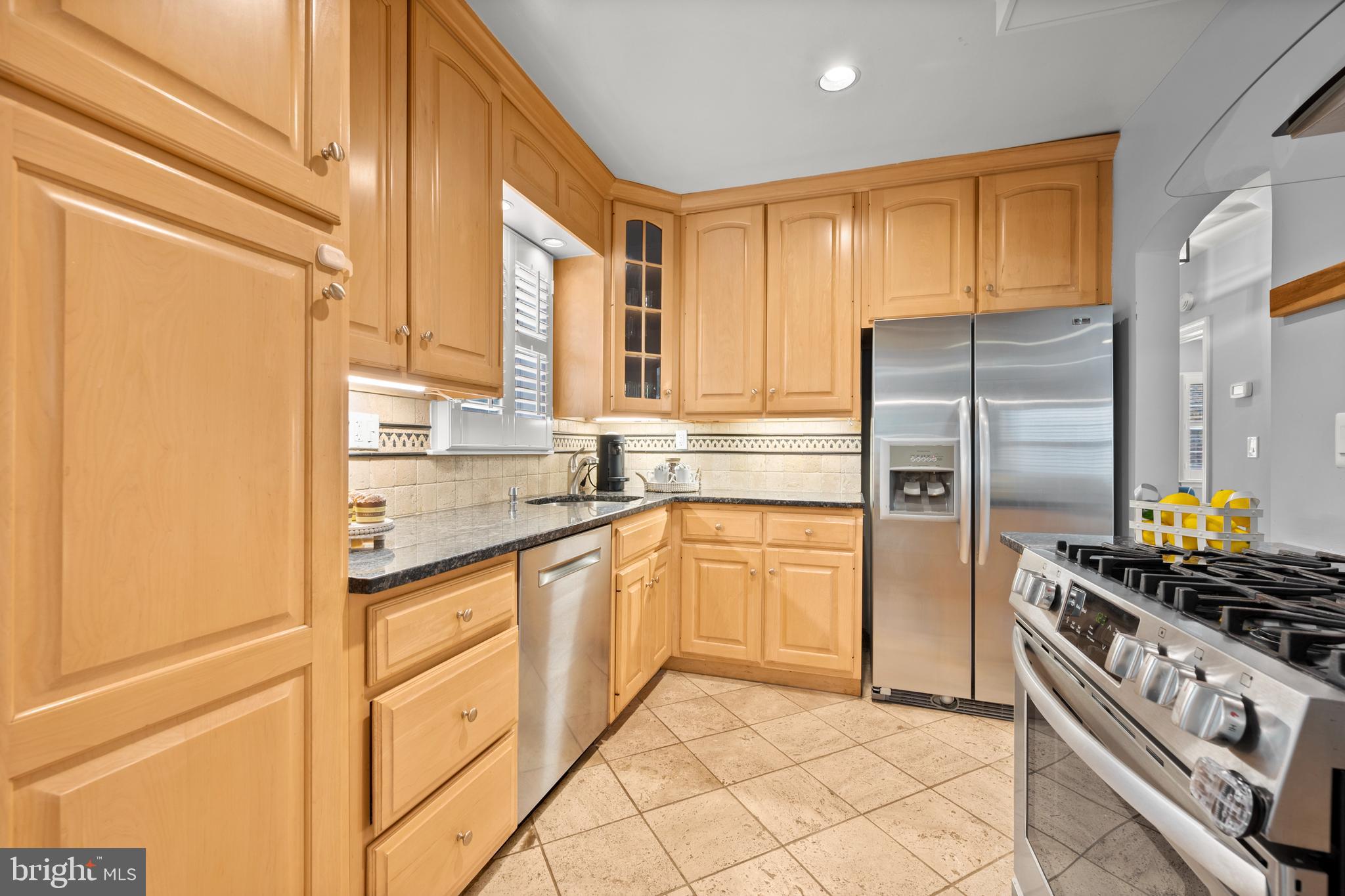 8801 Spring Valley Road Chevy Chase, MD 20815 - Photo 17 of 50