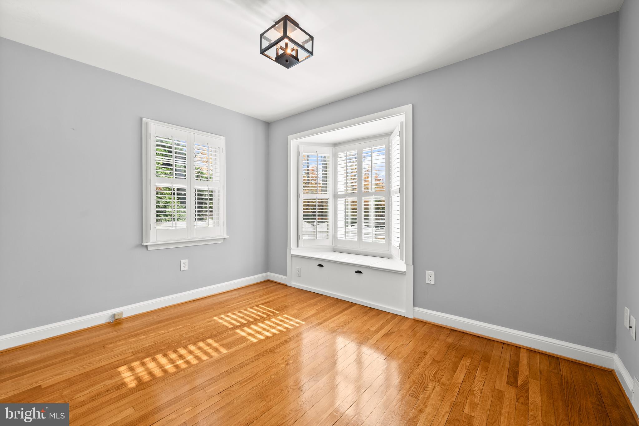 8801 Spring Valley Road Chevy Chase, MD 20815 - Photo 27 of 50