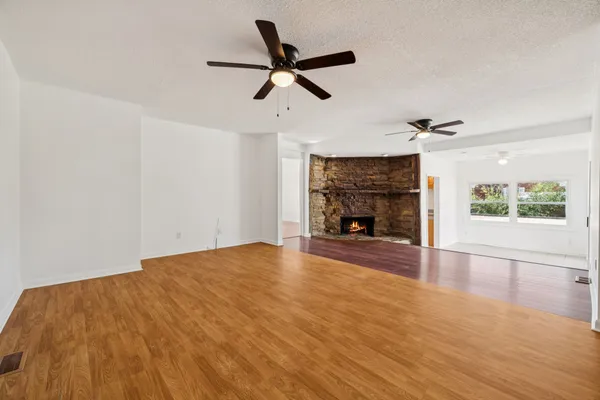 $224,900 | 116 Wyly Street, New Johnsonville, TN 37134