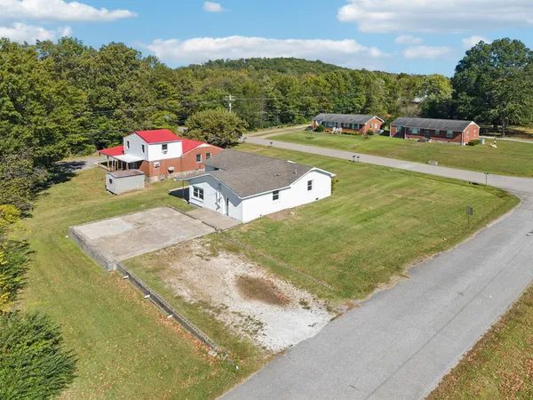 $224,900 | 116 Wyly Street, New Johnsonville, TN 37134