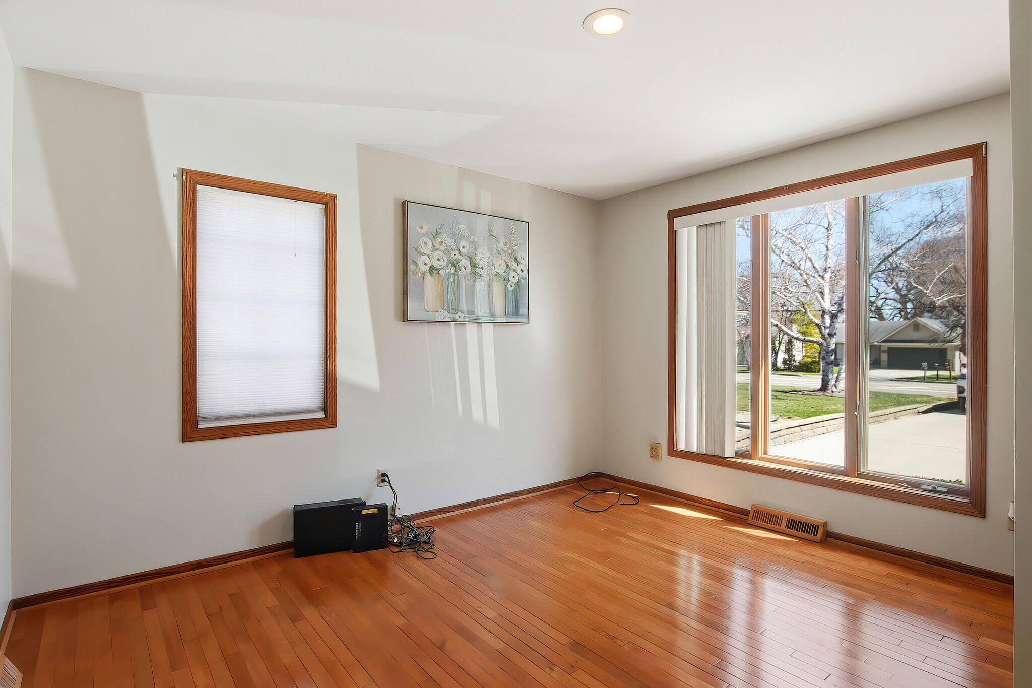 7944 Cooper Road Pleasant Prairie, WI 53142 - Photo 11 of 45 7944 Cooper-4thBR