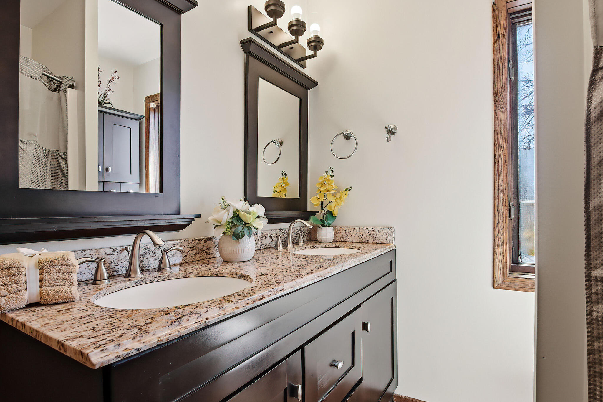 7944 Cooper Road Pleasant Prairie, WI 53142 - Photo 23 of 45 7944 Cooper-bath2