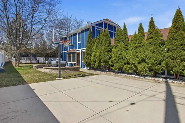 $529,900 | 7944 Cooper Road, Pleasant Prairie, WI 53142