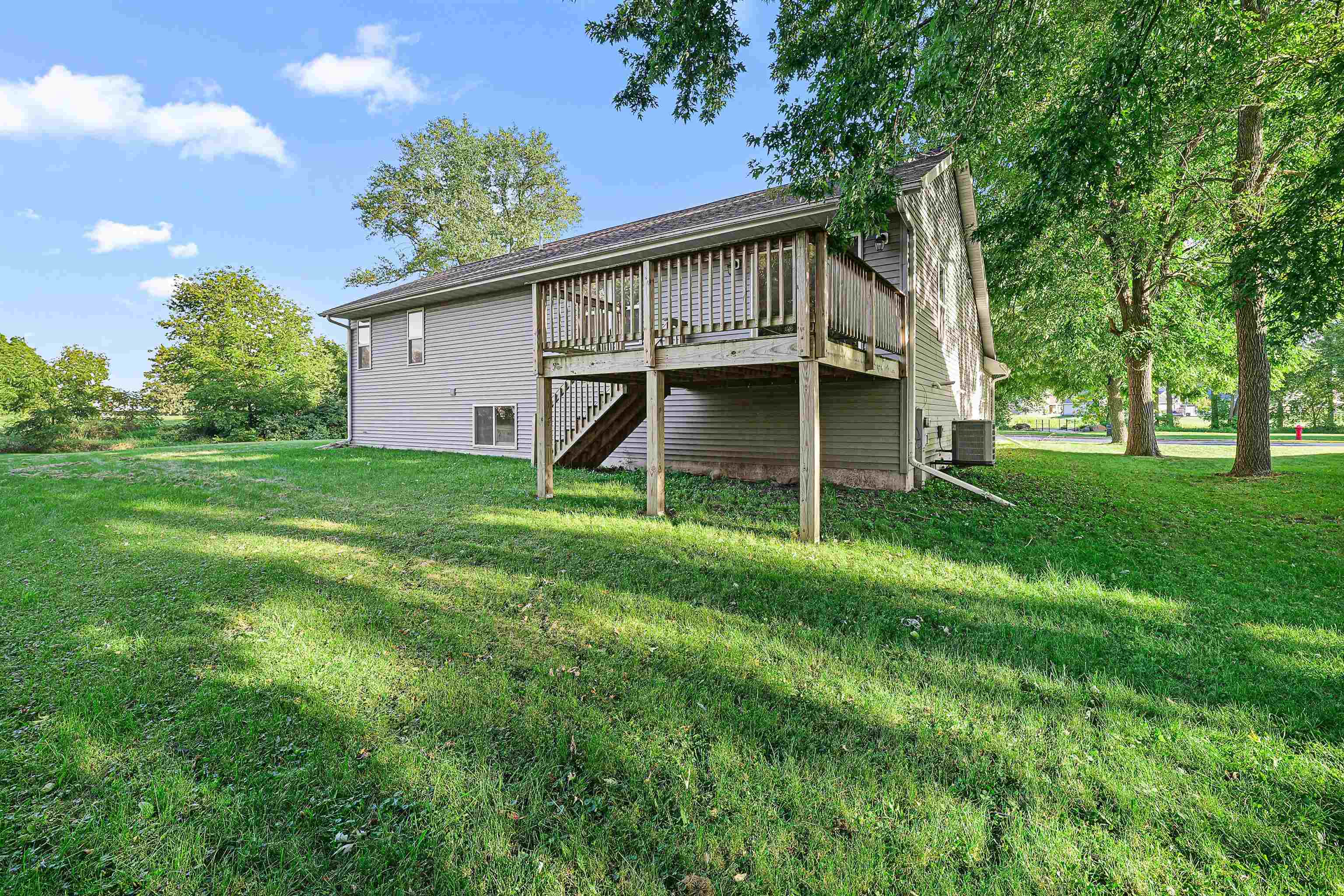 390 Meadow Lane Columbus, WI 53925 - Photo 30 of 32