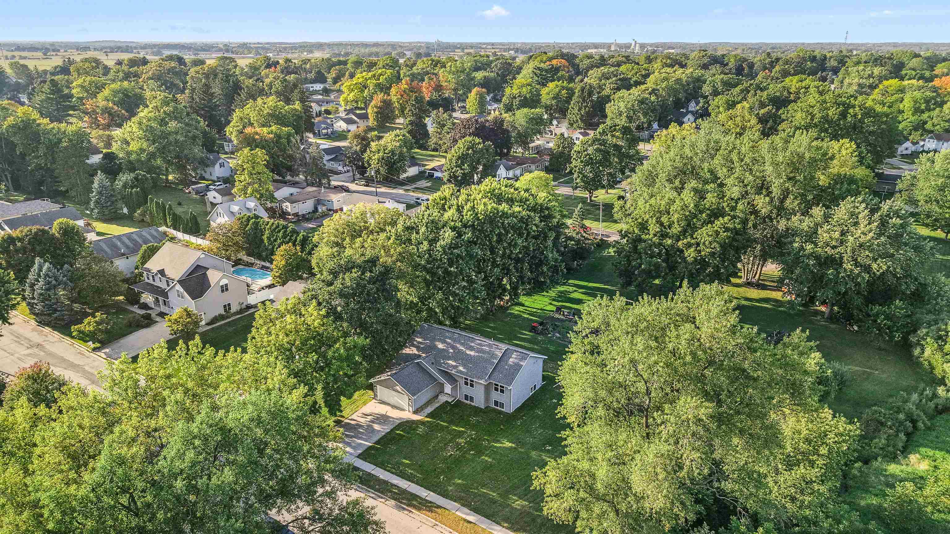 390 Meadow Lane Columbus, WI 53925 - Photo 31 of 32