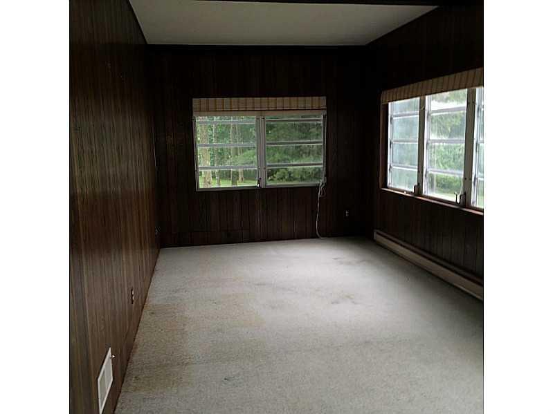 71 Old Dennett Road Kittery, ME 03904 - Photo 25 of 31 Other. Three season room!