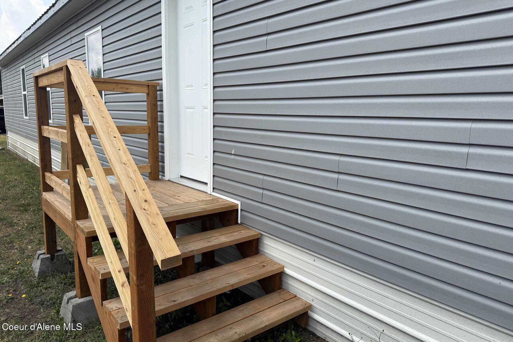 10734 North Benoit Street Hayden, ID 83835 - Photo 21 of 21 Back Entrance