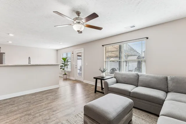 $365,000 | 2212 Red Barn Road, Christiana, TN 37037