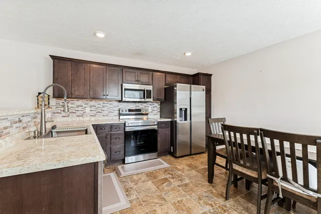 $365,000 | 2212 Red Barn Road, Christiana, TN 37037