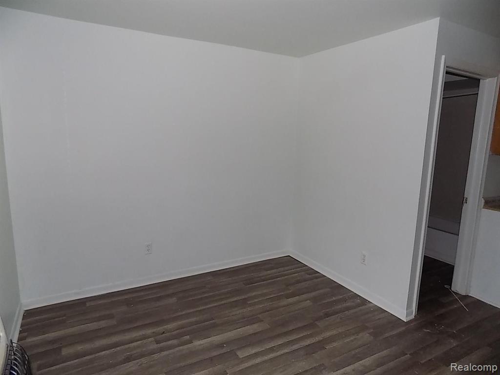 31715 West 9 Mile Road, Unit 5 Farmington, MI 48336 - Photo 3 of 10